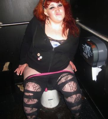 Toilet Bowl Girls 
